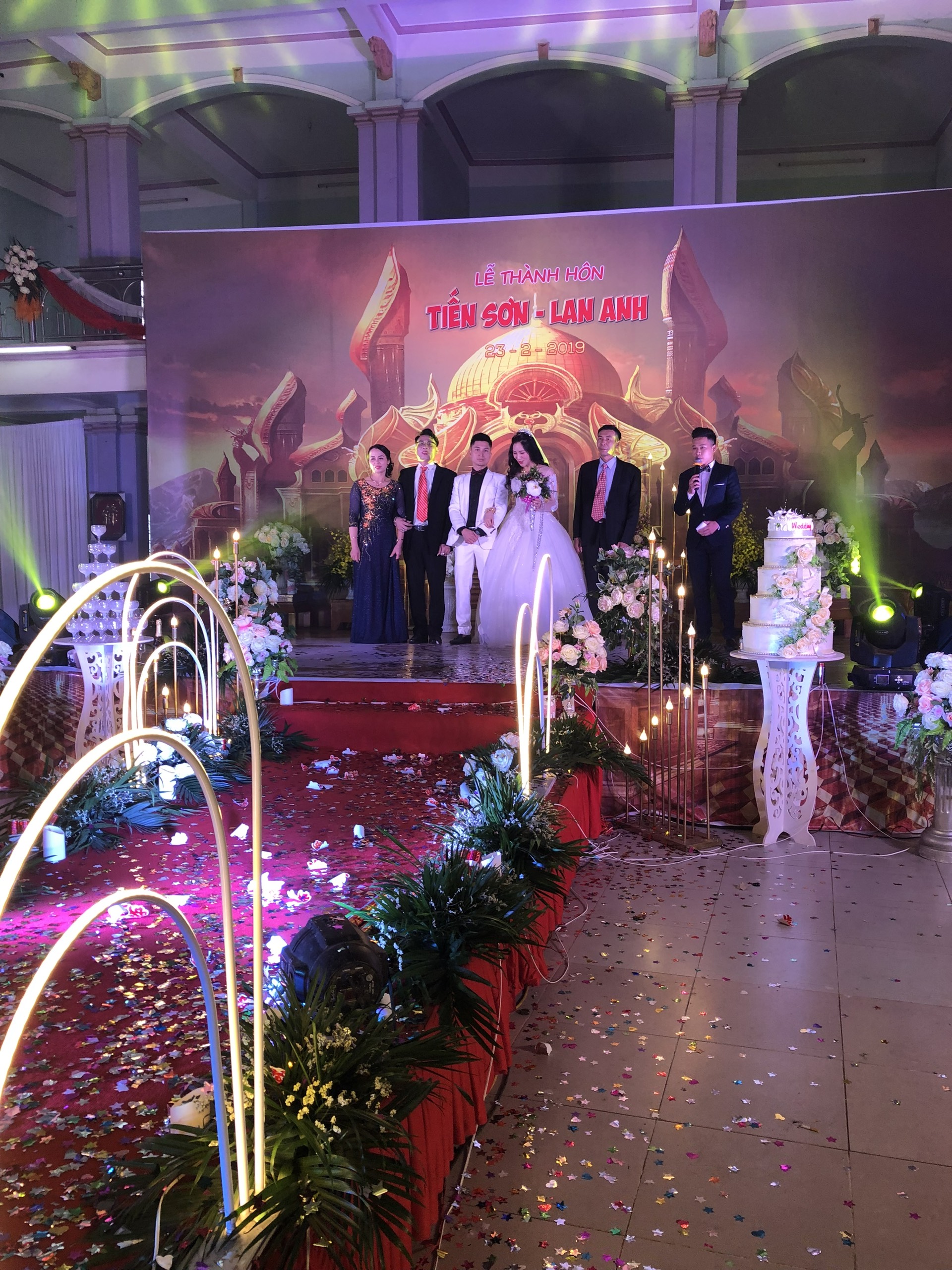 Đám cưới hai bạn Ly Dũng