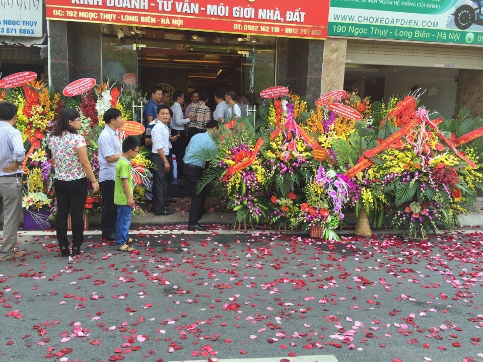 Tổng hợp một số sự kiện khai trương gặp mặt