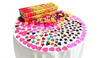 Pháo giấy tim sao 5 màu chữ hỷ (lốc 10 quả)